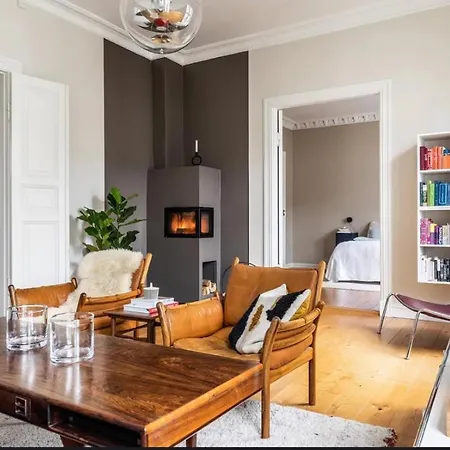 Beautiful, Classic And In Apartament Oslo