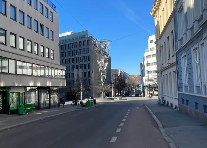 Apartment Beautiful, Classic And In *